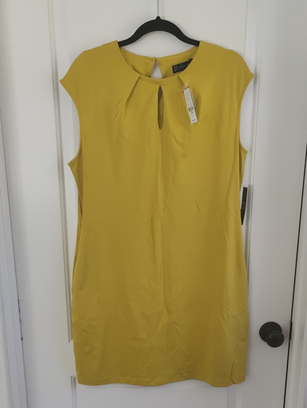NY&C Sleeveless Keyhole Shift Dress in Mustard